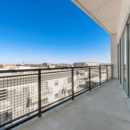 Snazzy Loft Style 2Br I Gym I Parking I Workspace Dallas Ngoại thất bức ảnh