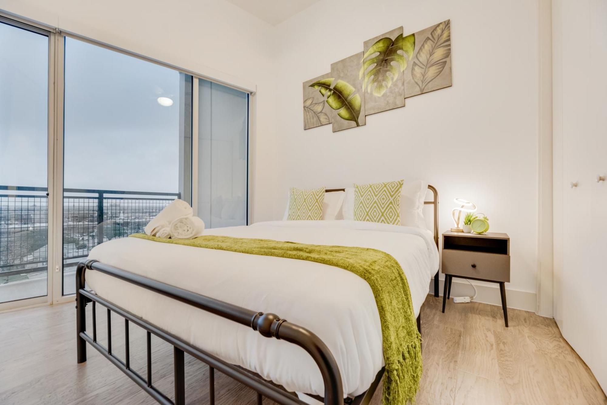 Snazzy Loft Style 2Br I Gym I Parking I Workspace Dallas Ngoại thất bức ảnh